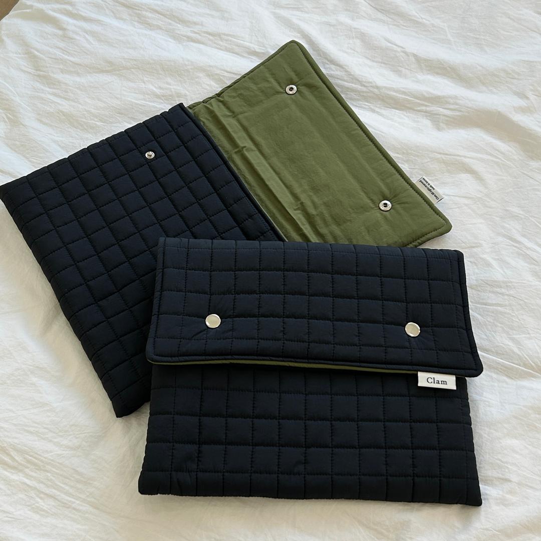 Clam Tablet case _ Square navy (12inch)