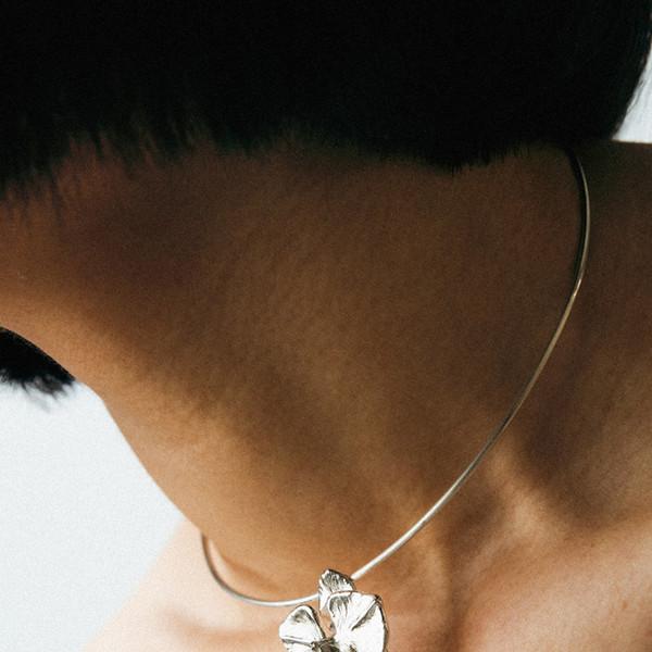 ORCHID NECKLACE
