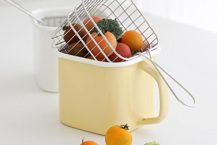 직화 인덕션이 가능한 법랑 핸들 저장용기 (뚜껑포함) 2colors 캠핑 라면 냄비