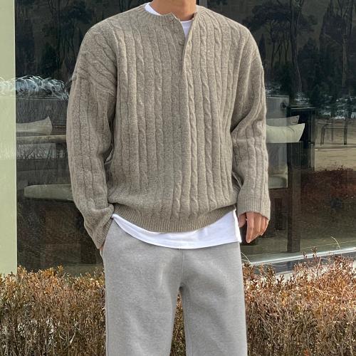 레번 헨리넥 케이블 니트