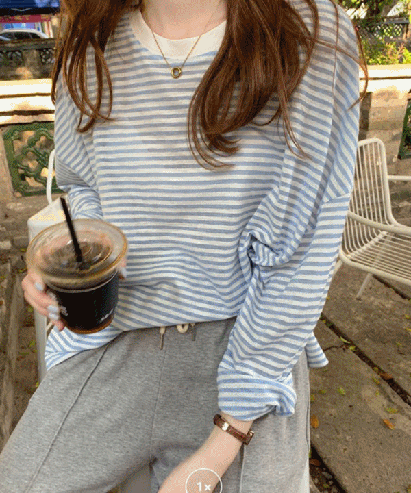 파스텔 스트라이프 단가라 티셔츠 긴팔 레귤러핏 루즈핏 심플 데일리 베이직 꾸안꾸룩 캠퍼스룩 캐주얼룩