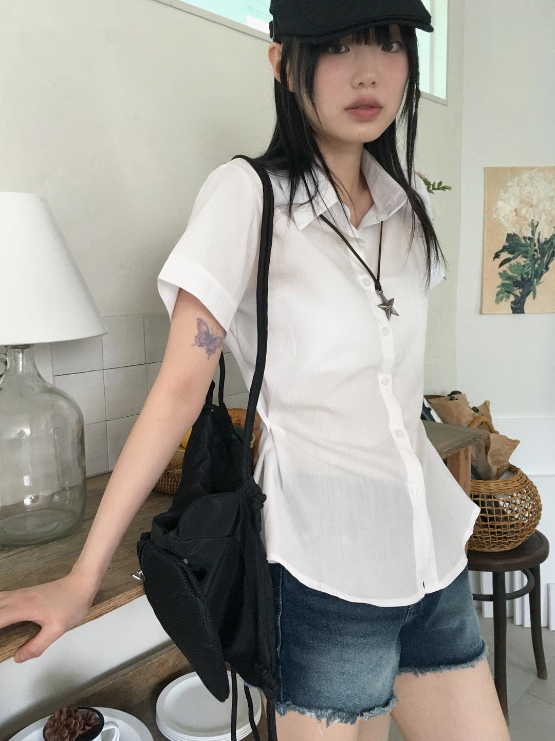원더원더 [3천장 판매] 볼바 투웨이 버튼 슬림 반팔 셔츠
