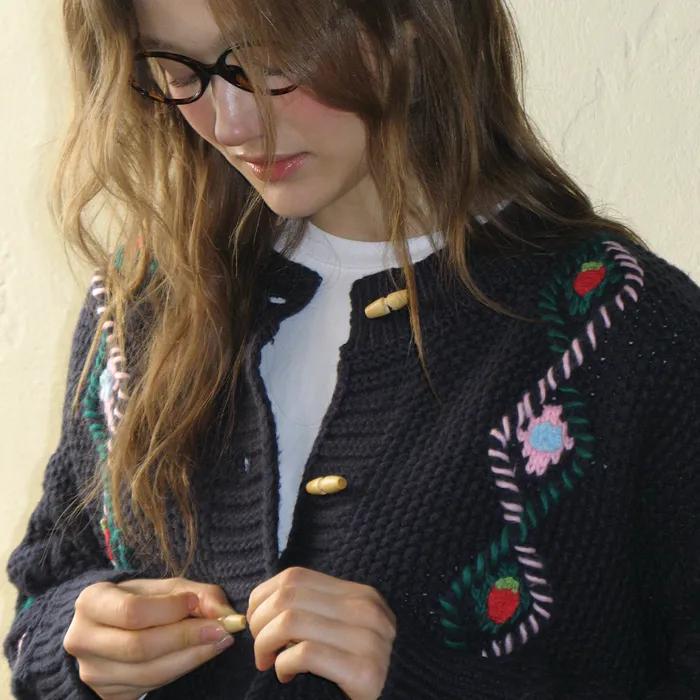BERRY HANDMADE POINT FISHERMAN TOGGLE CARDIGAN NAVY