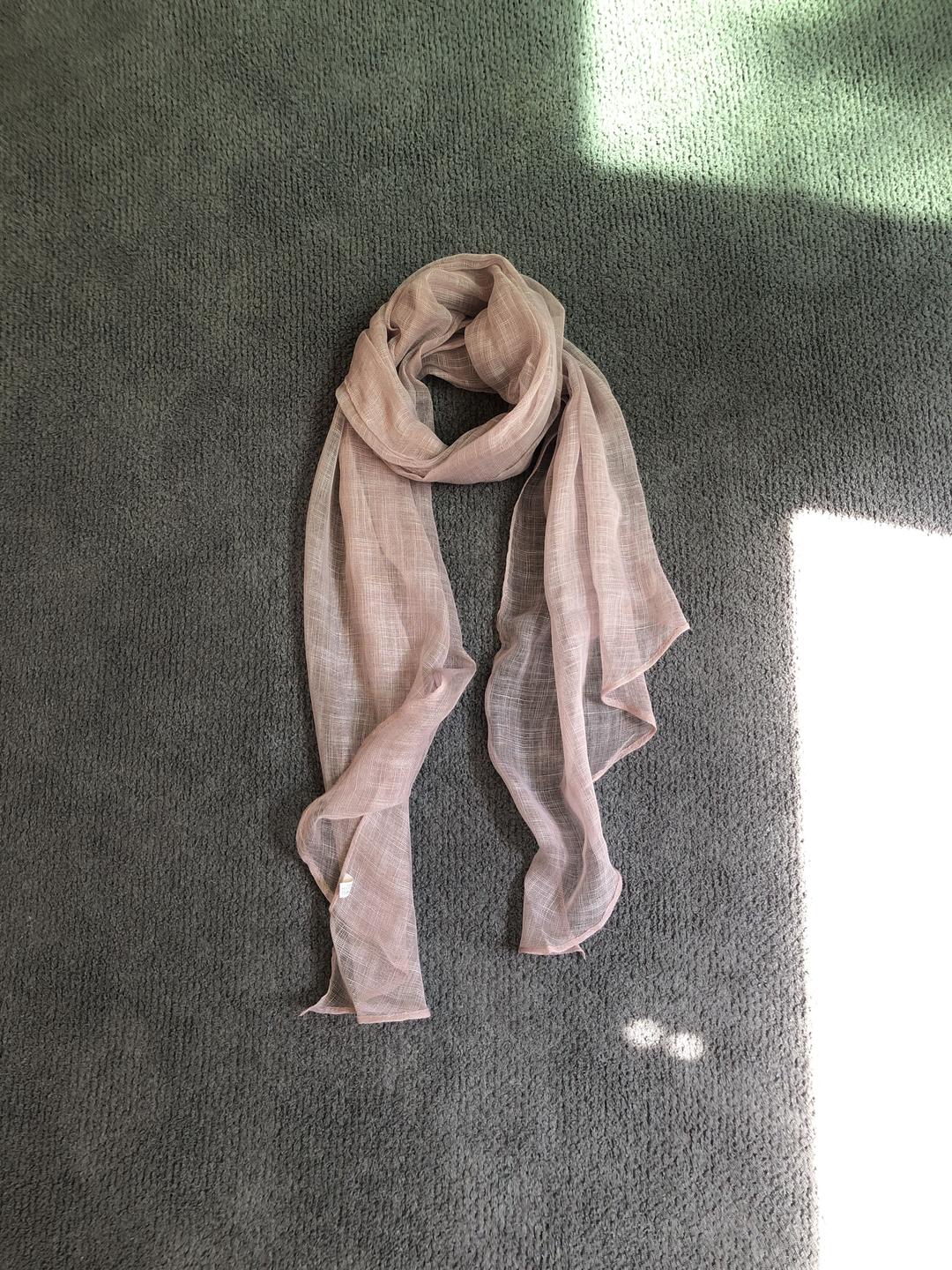 베이지 핑크 스카프