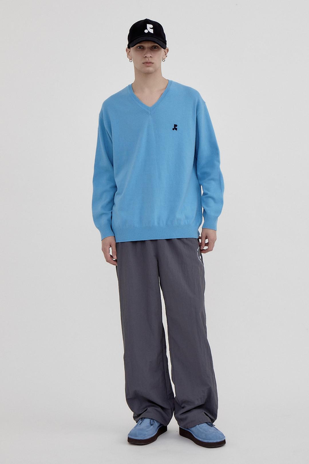 RR LOGO V NECK KNIT - BLUE