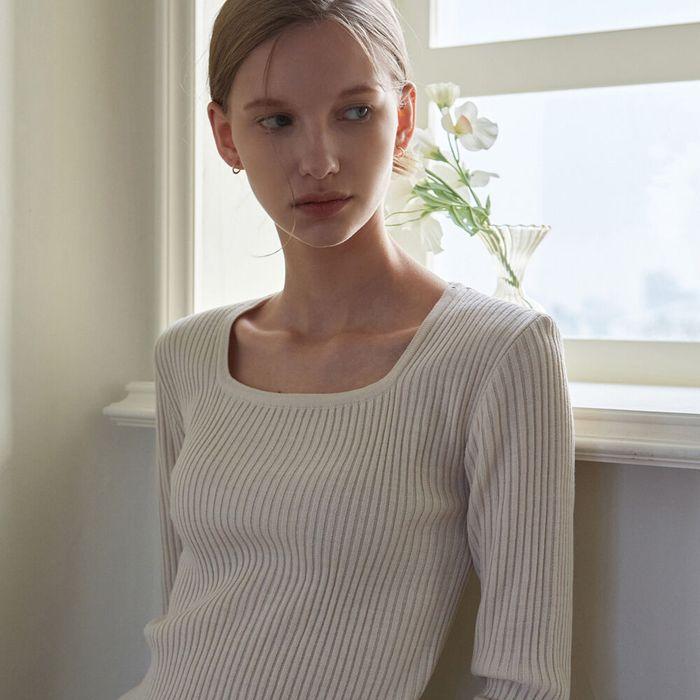 RIBBED SQUARE SLIM KNIT_LIGHT BEIGE