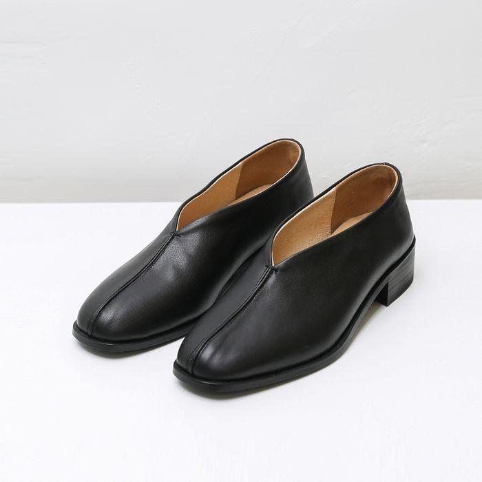 jane minimal loafer _ black