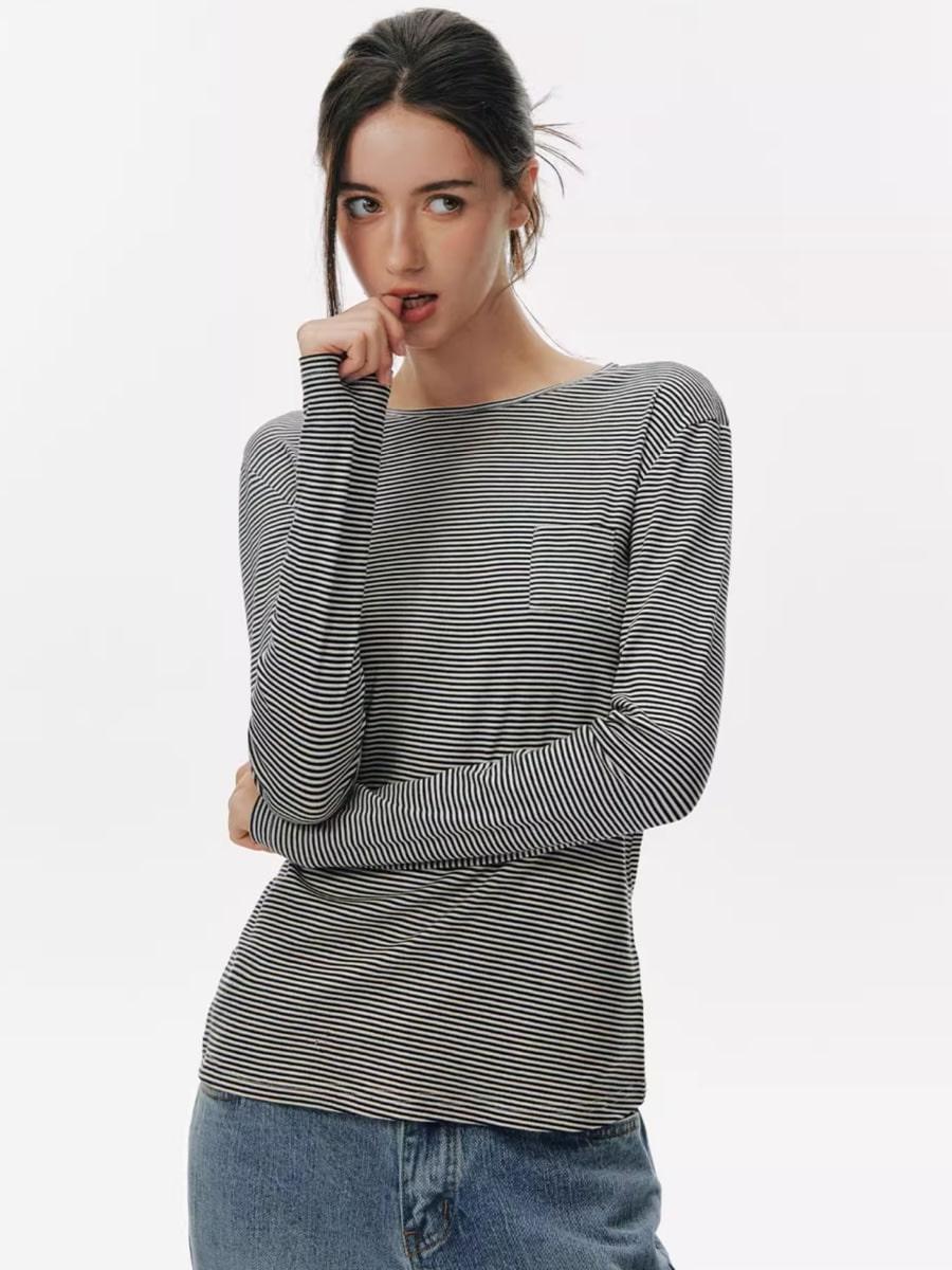 NECY STUDIO Stripe Small Pocket T-Shirt