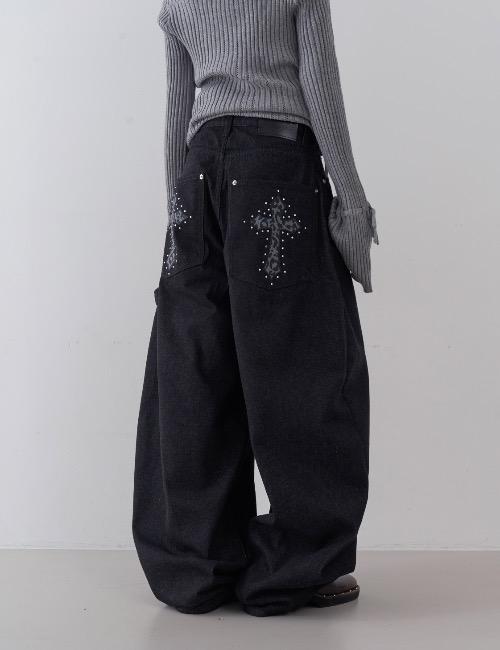 non fade stud cross denim pants