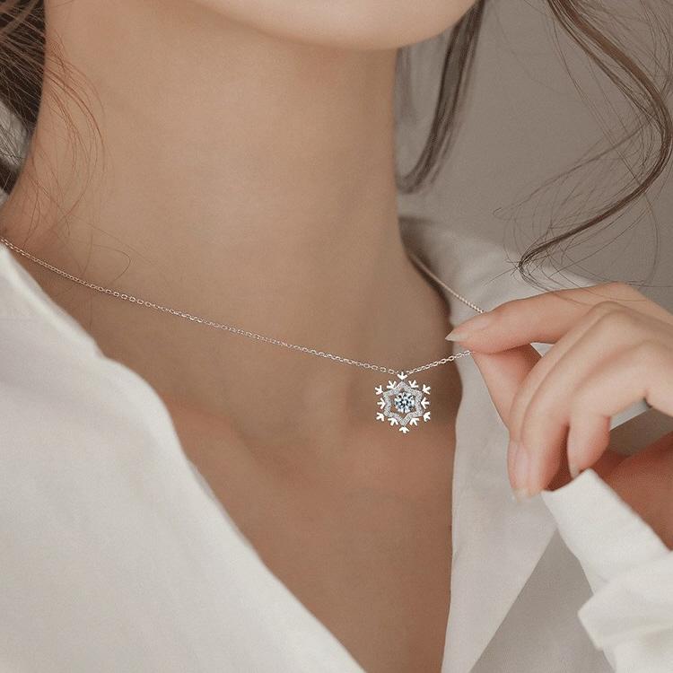 [핸드메이드선물포장/댄싱스톤] "눈꽃 내리는 시간" 925실버목걸이
