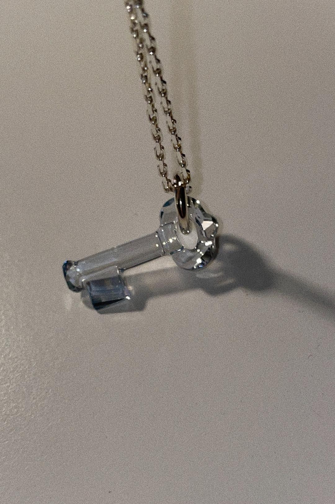 Luck-key Pendant (Blue Shadow)