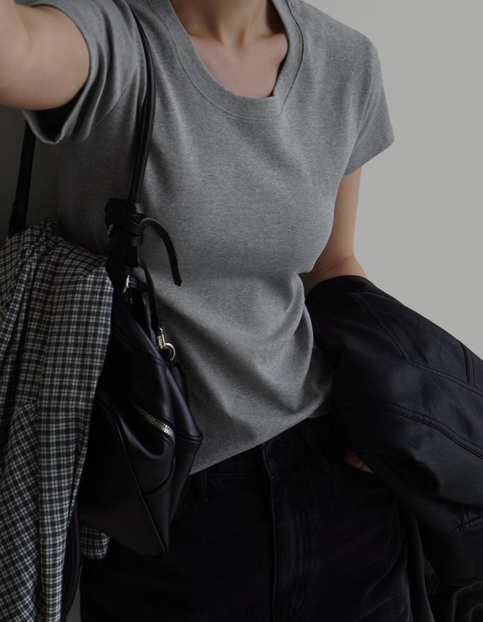 라룸 [by LAROOM｜오늘출발] 노스티셔츠