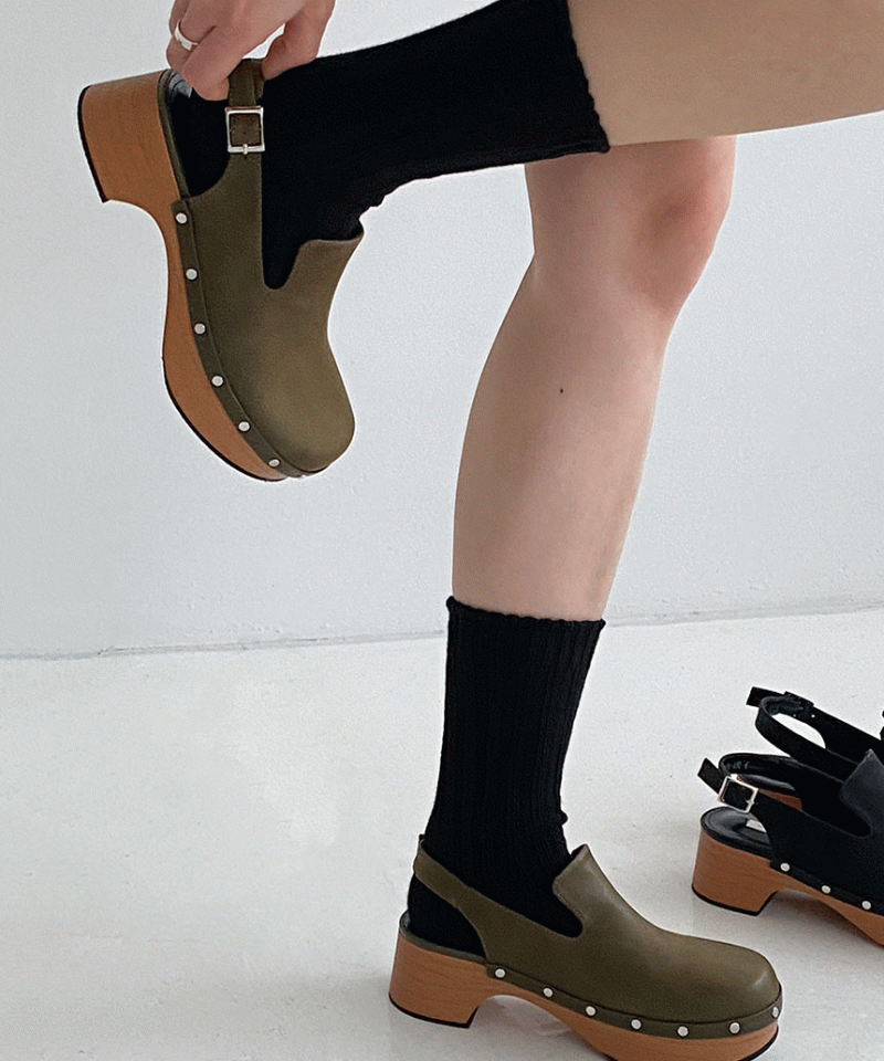 우드 스터드 슬링백 클로그