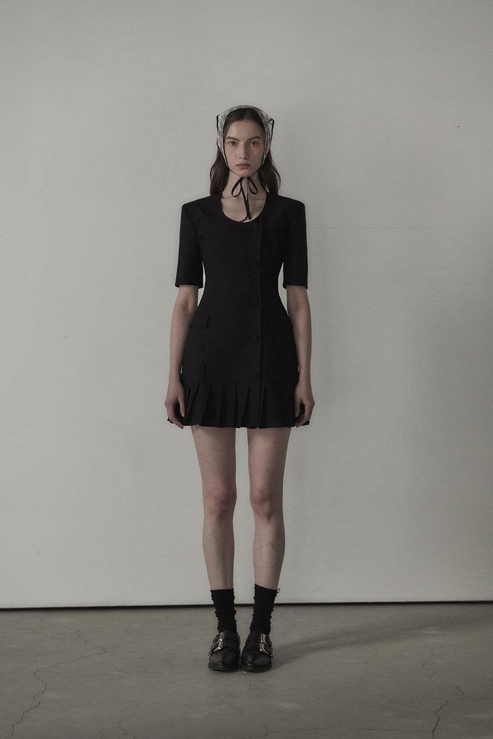 [더현대 서울 선오픈] Jenn round neck pleated half sleeve suit jacket dress - Black