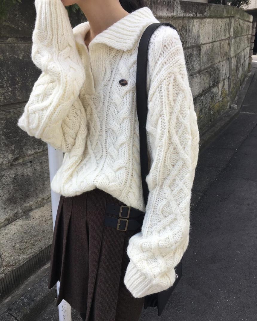 오버테이크 오브 꽈배기 카라 니트 3color