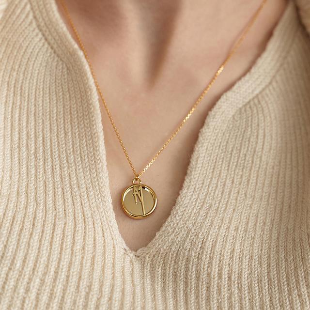[leeENoir] 韓国アクセ☆leeENoir Logo Coin Necklace_全2色 리엔느와르 [진기주 착용]leeENoir Logo Coin Necklace (2color
