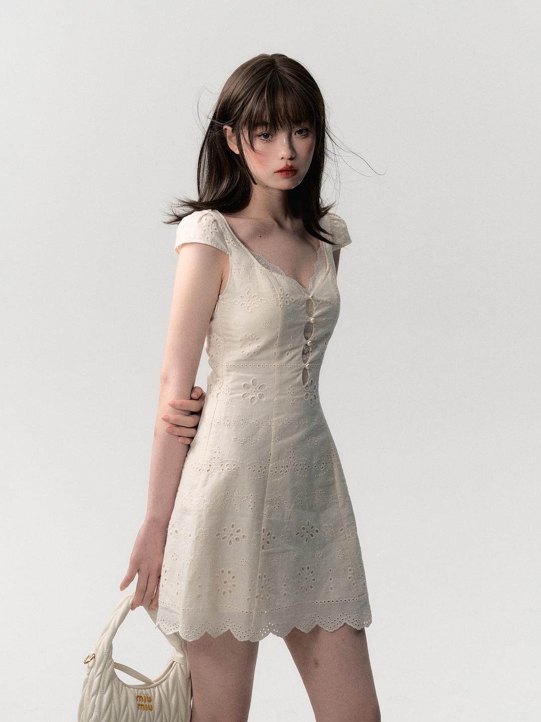 [OAK MOO] "Thrilling Time\" Cream lace dress