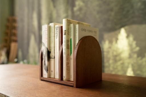 [각도와 커브] 미니 책꽂이 _ 윤 (yun)