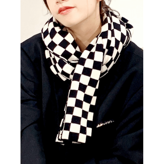 겨울나기)블랙 화이트 체크 머플러,목도리,따듯해요,니트 체커보드 머플러