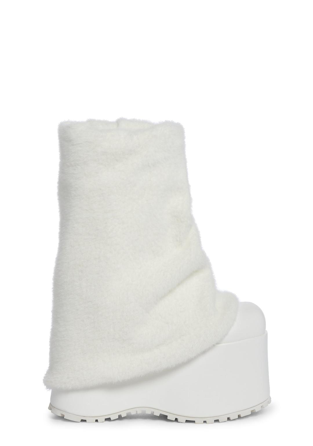 Snuggle Wonderland Platform Boots - White - WHITE / US 5