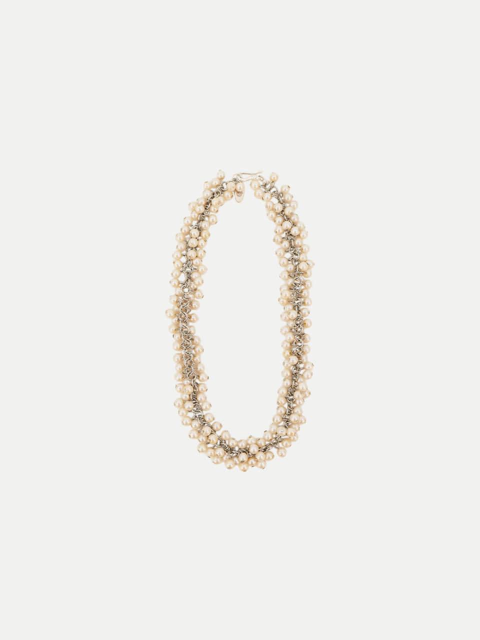 POMPOM NECKLACE YOGURT