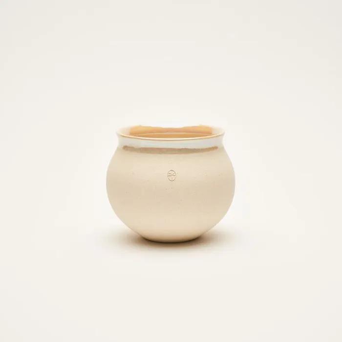 Moon_cream pearl 01