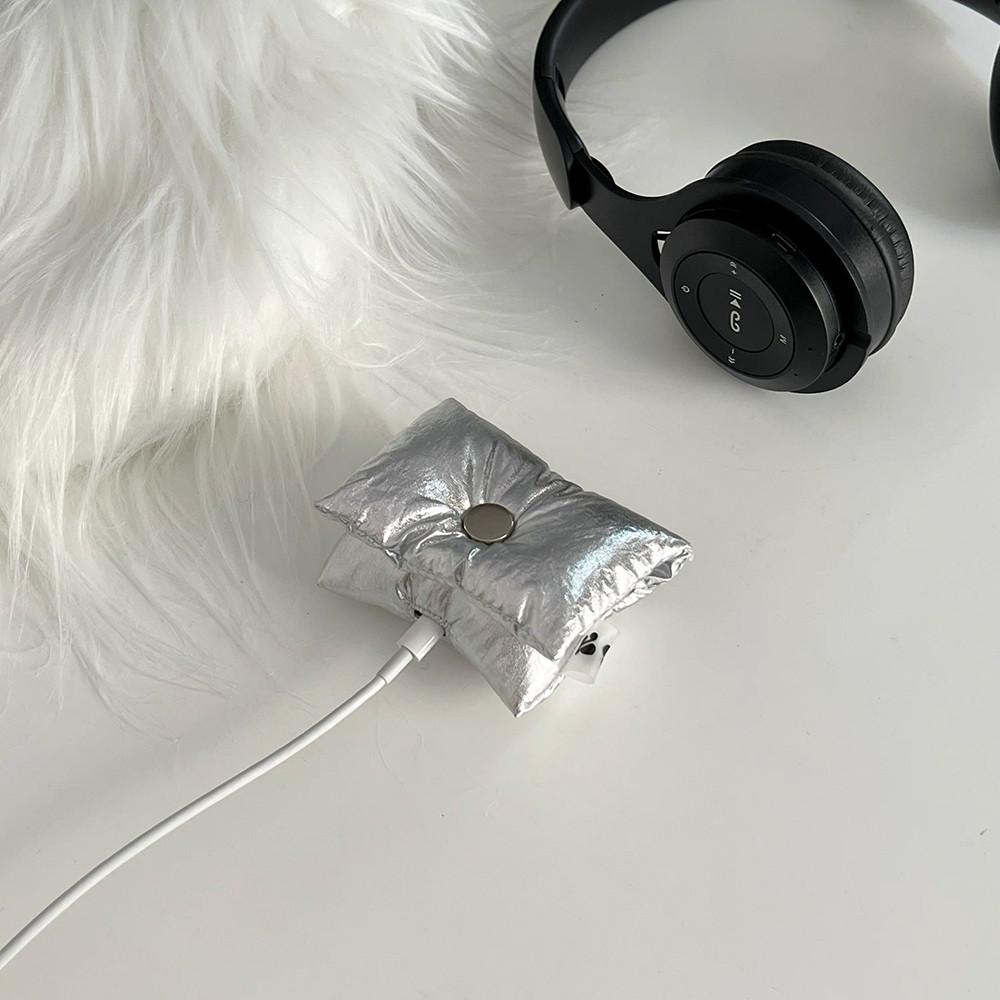 실버 에어팟 케이스 쿠션 패딩 유광 Y2K 키치 패브릭 케이스