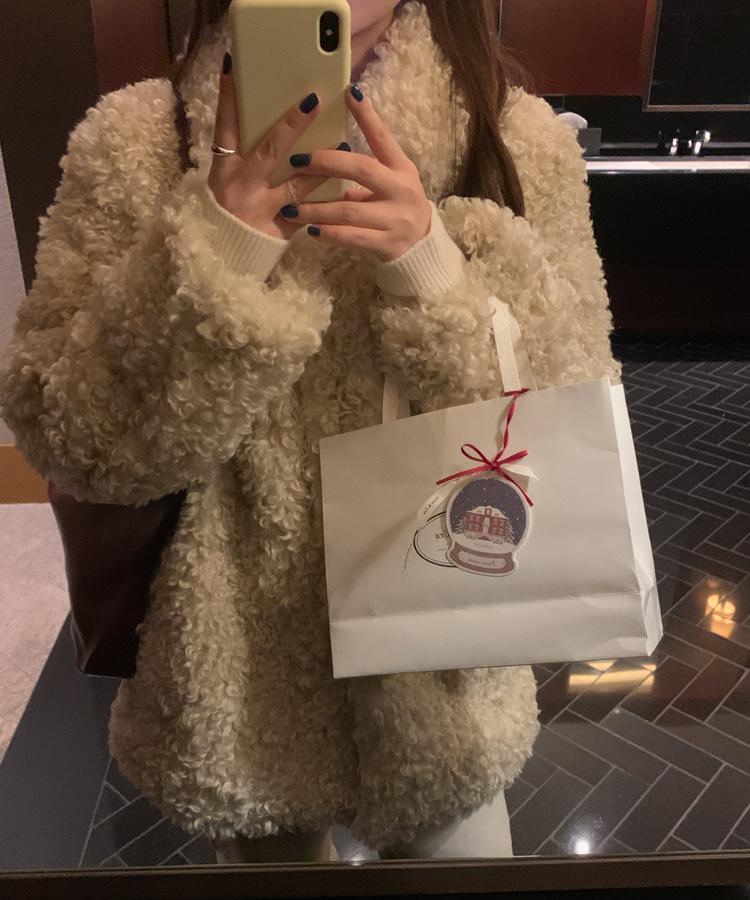 [당일출고] 다뮤 퍼 코트 (베이지)