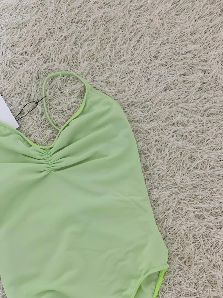 [BULLETPOINTE] PINCH-FRONT LEOTARD - CELERY 불릿포인트