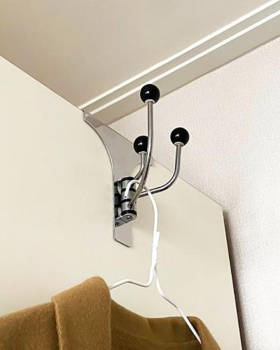 Door hanger_black