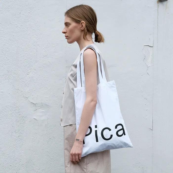 DOUBLE-SIDED LOGO SHOULDER BAG (white)