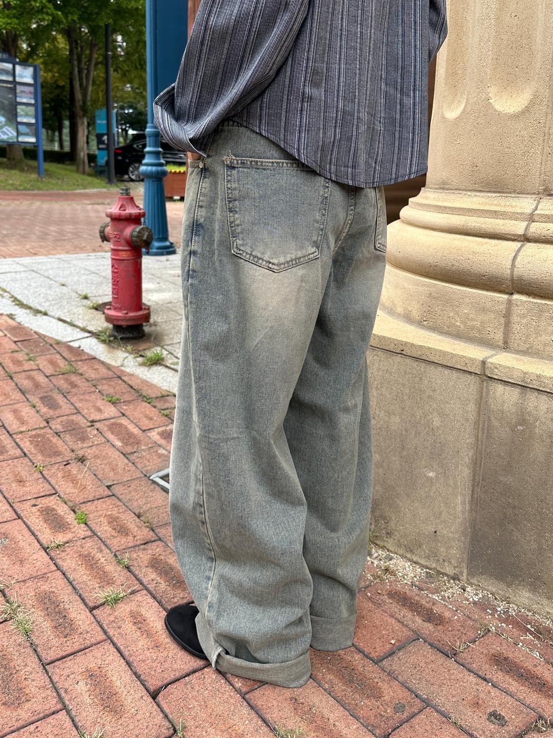 Grey tin washing wide denim pants / 그레이 워싱 와이드 데님 팬츠 빈티지워싱 청바지 와이드핏
