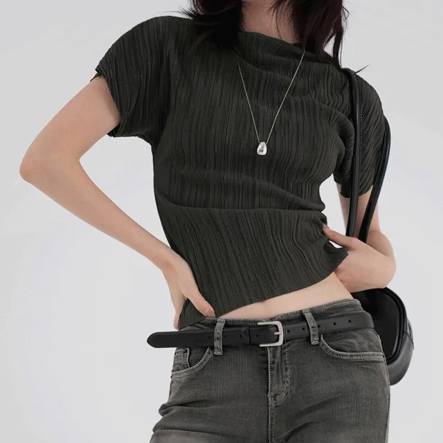 루잉 하프넥 플리츠 반팔