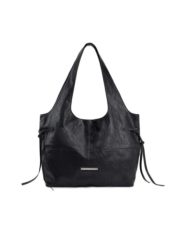 SIDE STRING LEATHER BIG SHOULDER BAG IN BLACK