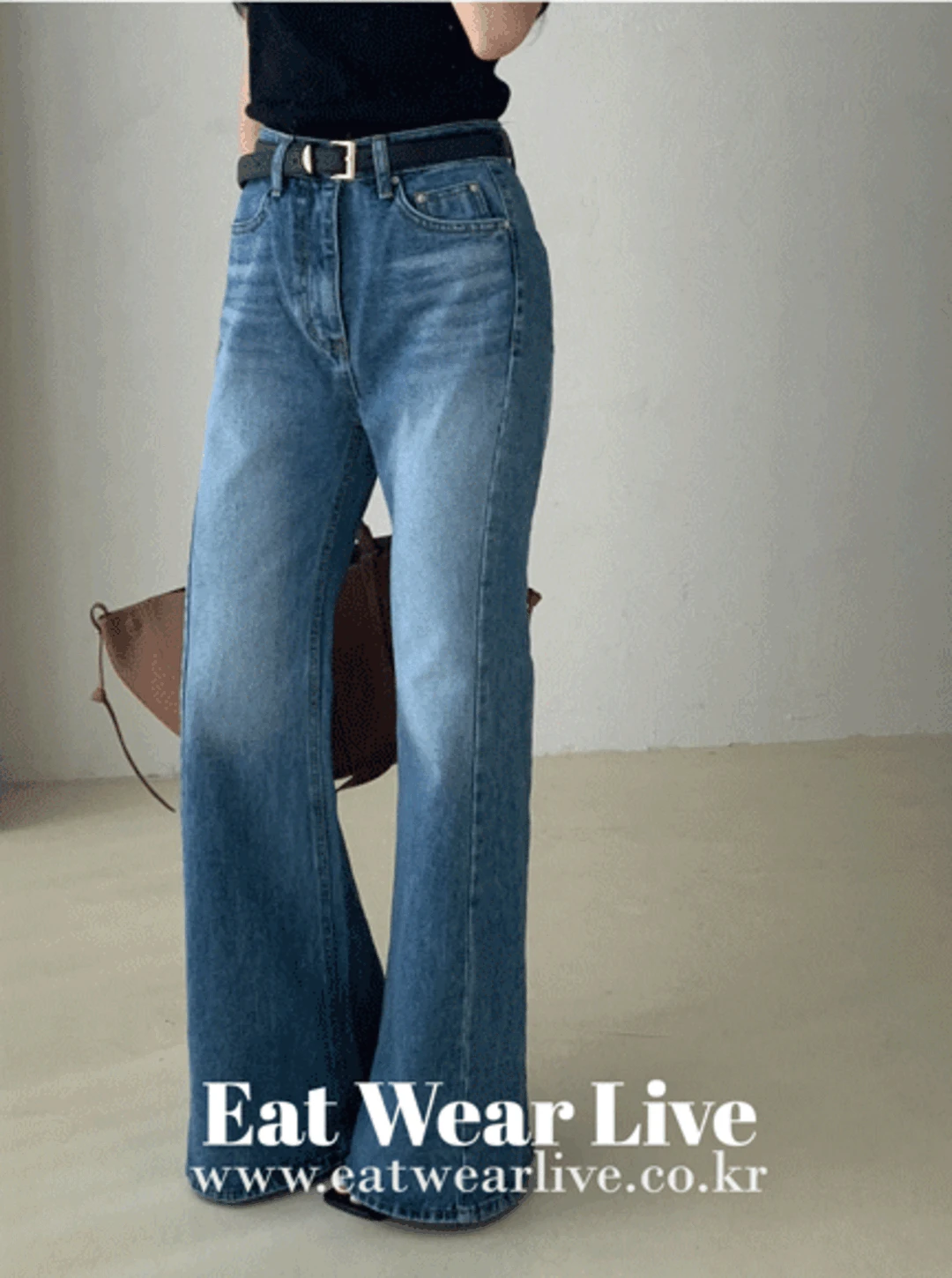 웨이 사선솔기 맥시 부츠컷 데님