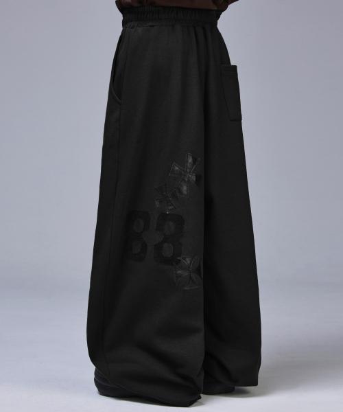 [기모원단추가]88 크로스 백 패치 스웨트 팬츠[블랙]