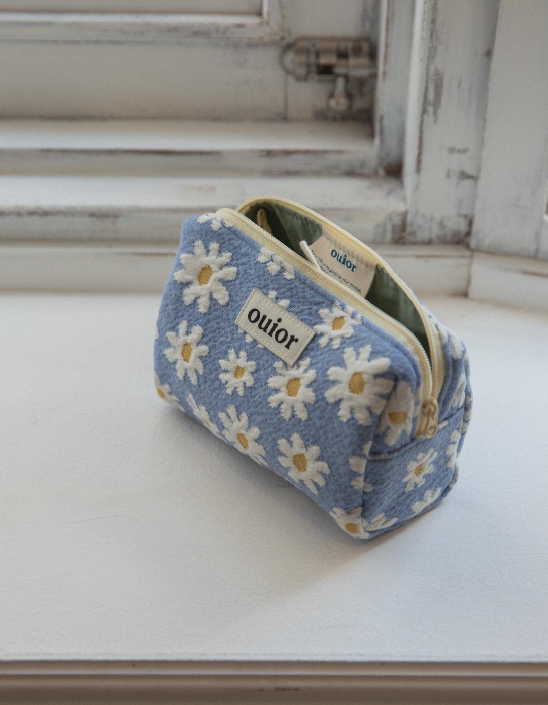 ouior everyday pouch - marguerite blue