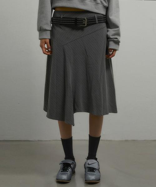 스트라이프 언발 플레어 스커트 차콜