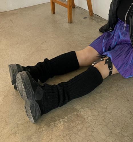 블랙 니트 레그워머