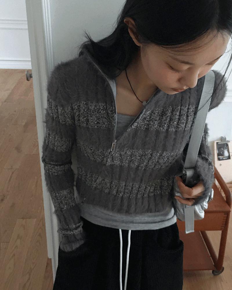 [오늘출발] 니어 앙고라 퍼 배색 스트라이프 투웨이 사선 지퍼 긴팔 니트