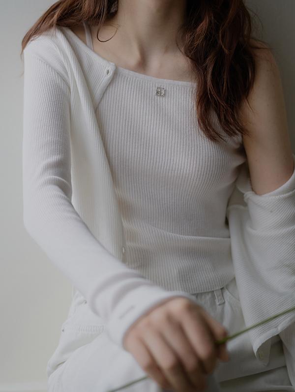 [4th 재입고] SOFT KNIT SLEEVELESS (IVORY)