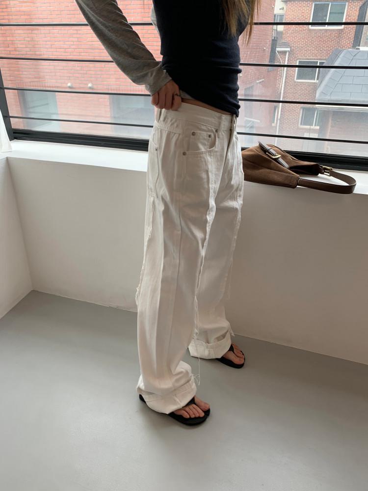 dvlp 화이트 팬츠