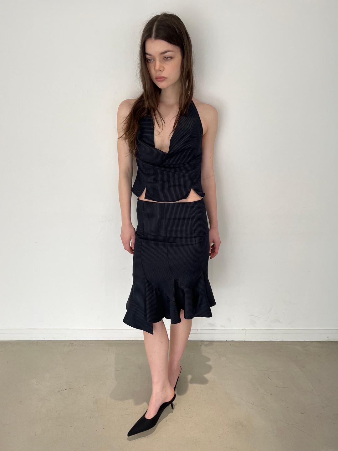 Wavy Hem pinstripe Skirt (Navy)