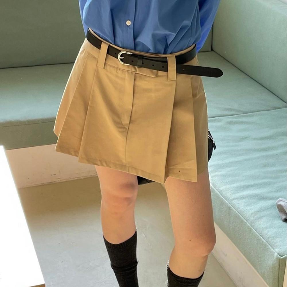 킨다 로우웨스트 플리츠 미니 스커트 (블랙/베이지)