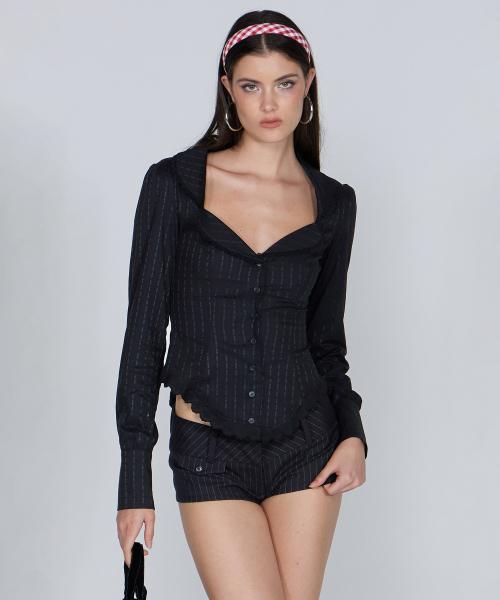 스컬프터(SCULPTOR)  Clover Leaf Neck Blouse Black - 사이즈 & 후기 | 무신사