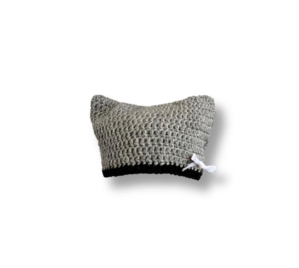 Aubery grey cat beanie.