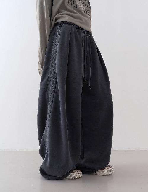 pigment line ballon track pants