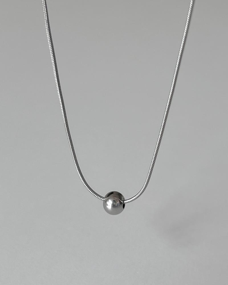 뱀줄 구슬 써지컬스틸 스네이크 심플 목걸이