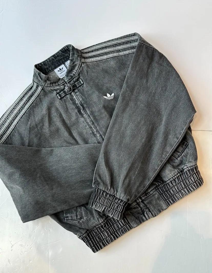 [무료배송]아디다스 W 오리지널 CCT 크롭 차이나 데님 트랙탑 자켓 청자켓 흑청 JY8274