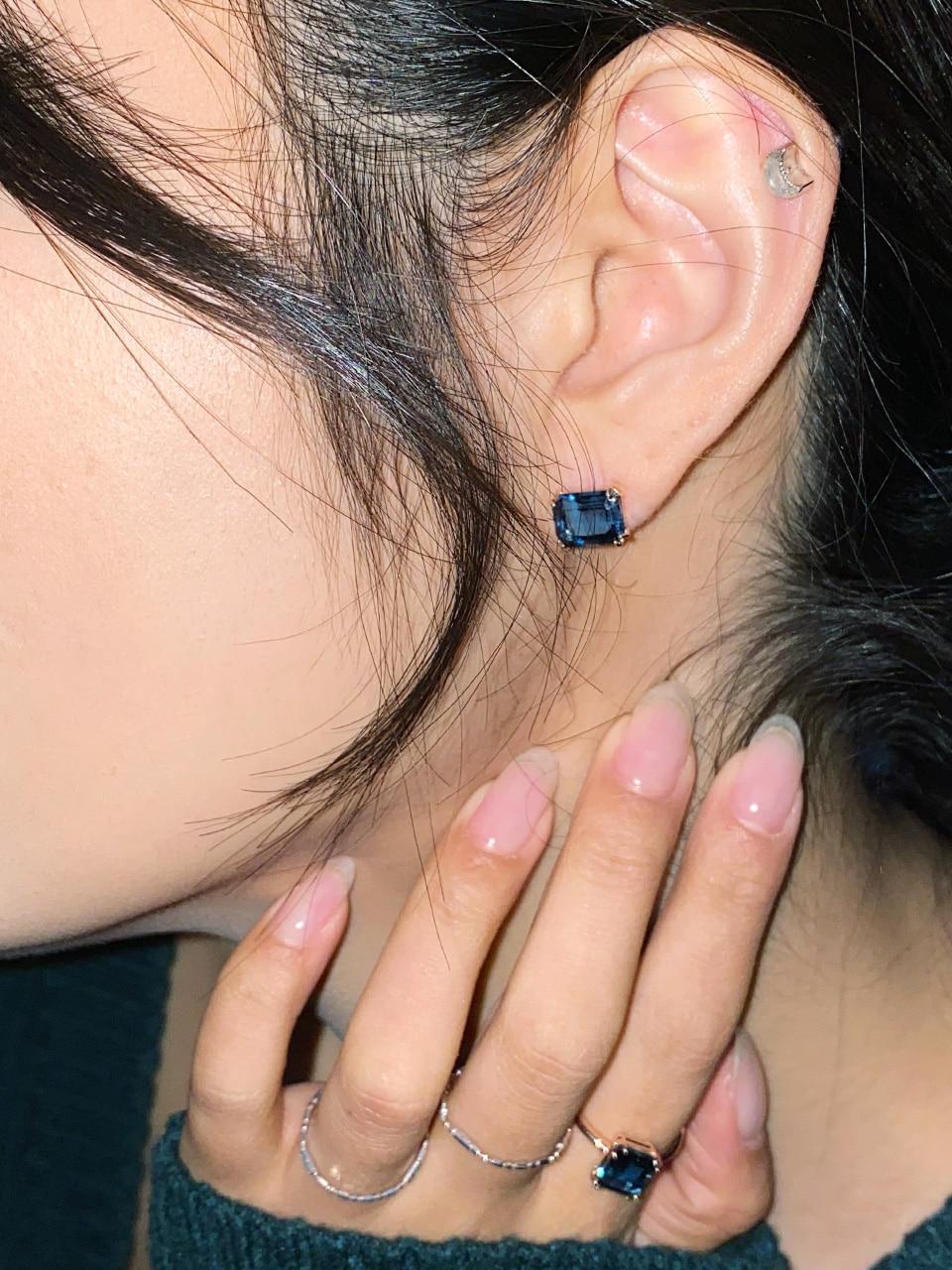 Lindo series - 14k 골드 런던블루 토파즈  에메랄드컷 귀걸이
